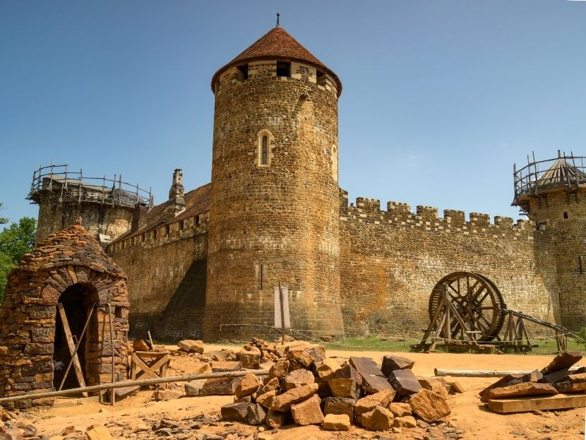 chateau de guedelon à visiter près de Nevers
