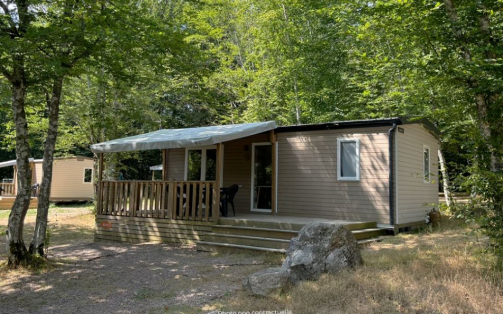 mobil home premium bord d'étang