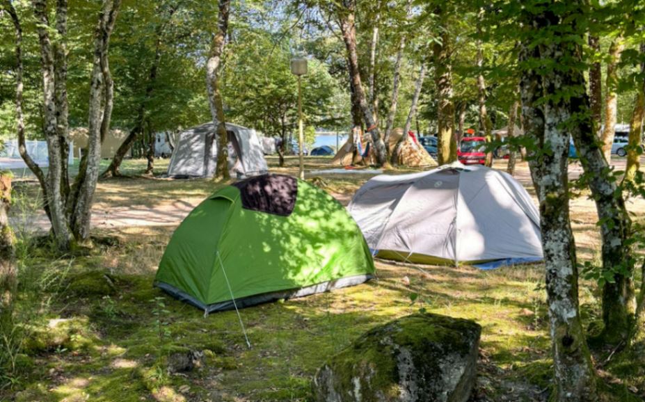 tente verte camping etang du merle